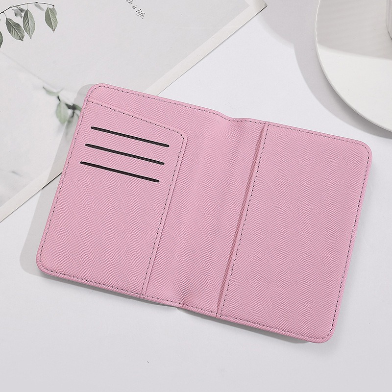 Hello Kitty Kadın Pasaport Kap - Travel Accessories India incelemesi ve fiyatı